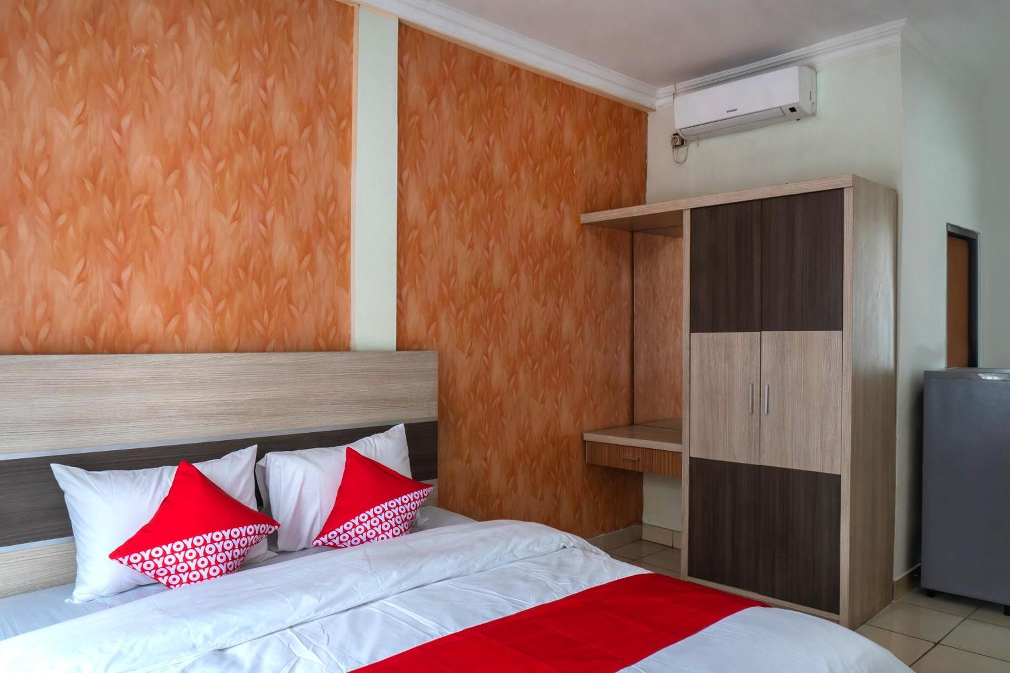 Super Oyo 617 Sukaraja Residence Syariah Μπαντούνγκ Εξωτερικό φωτογραφία