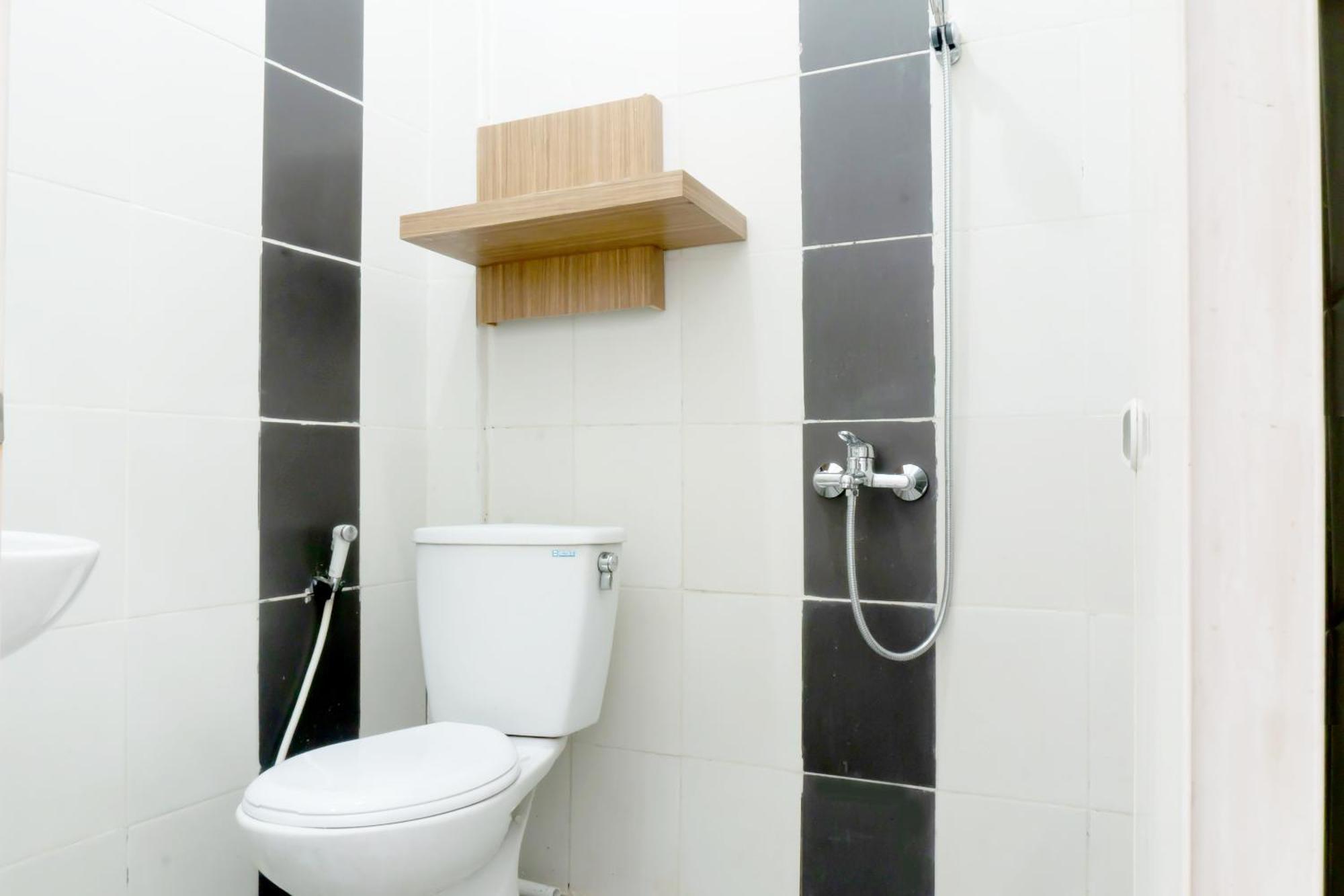 Super Oyo 617 Sukaraja Residence Syariah Μπαντούνγκ Εξωτερικό φωτογραφία