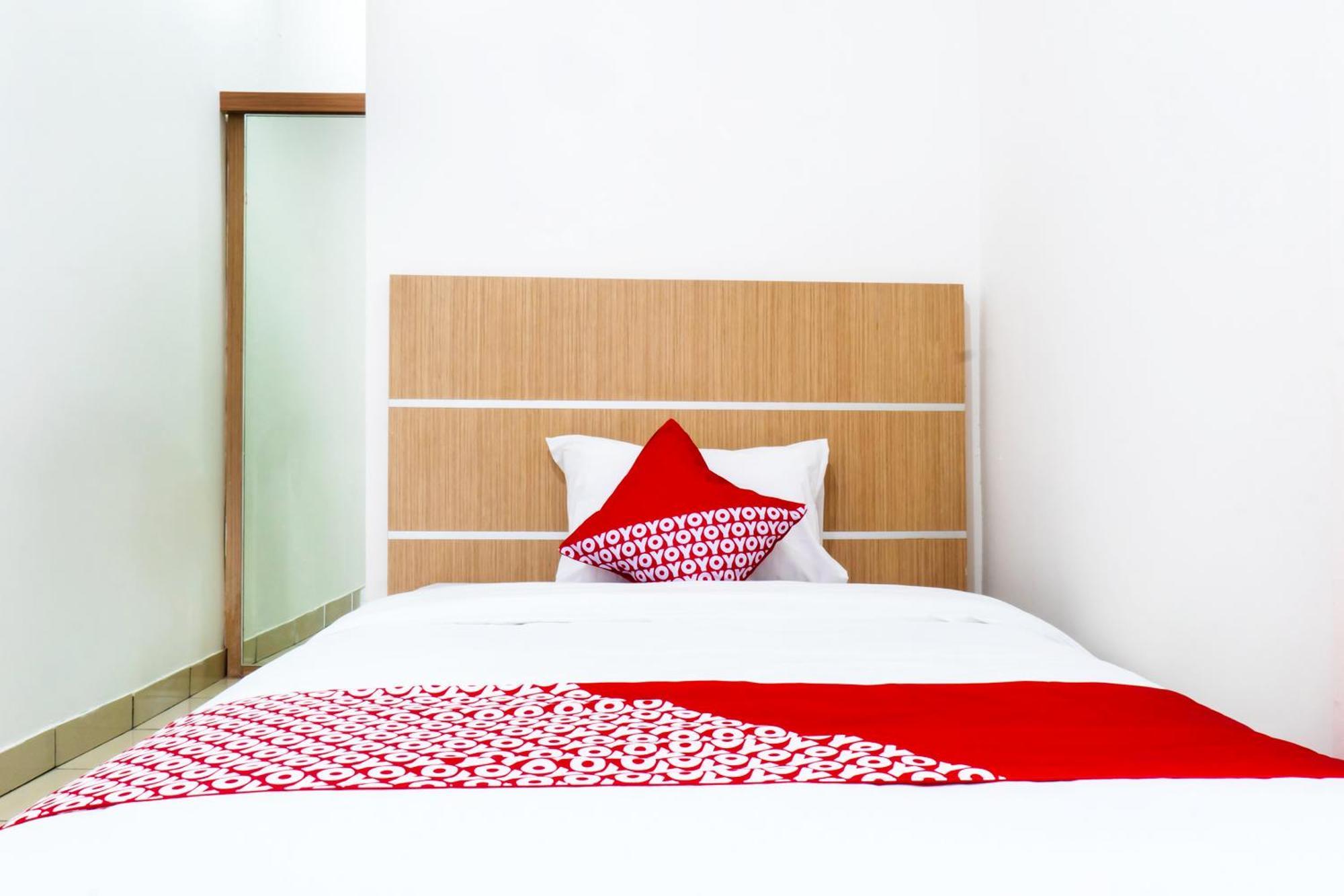 Super Oyo 617 Sukaraja Residence Syariah Μπαντούνγκ Εξωτερικό φωτογραφία